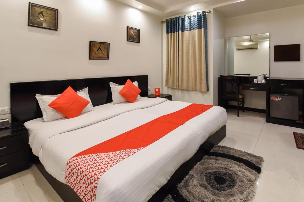 Oyo Flagship 18940 Hotel Swathi Neu-Delhi Exterior foto
